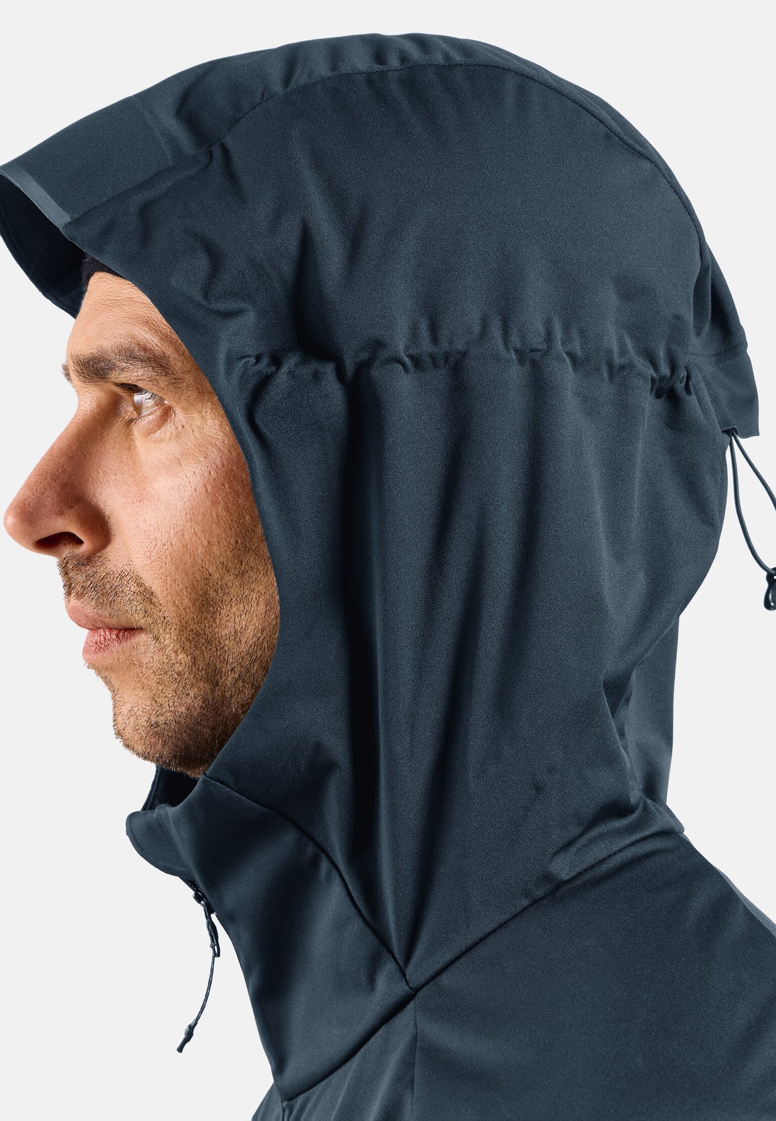 The Zeroweight Pro Warm windproof cross-country anorak