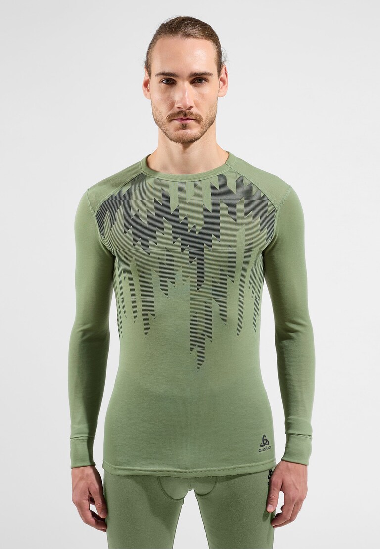 The Active Warm Graphic Base Layer Top