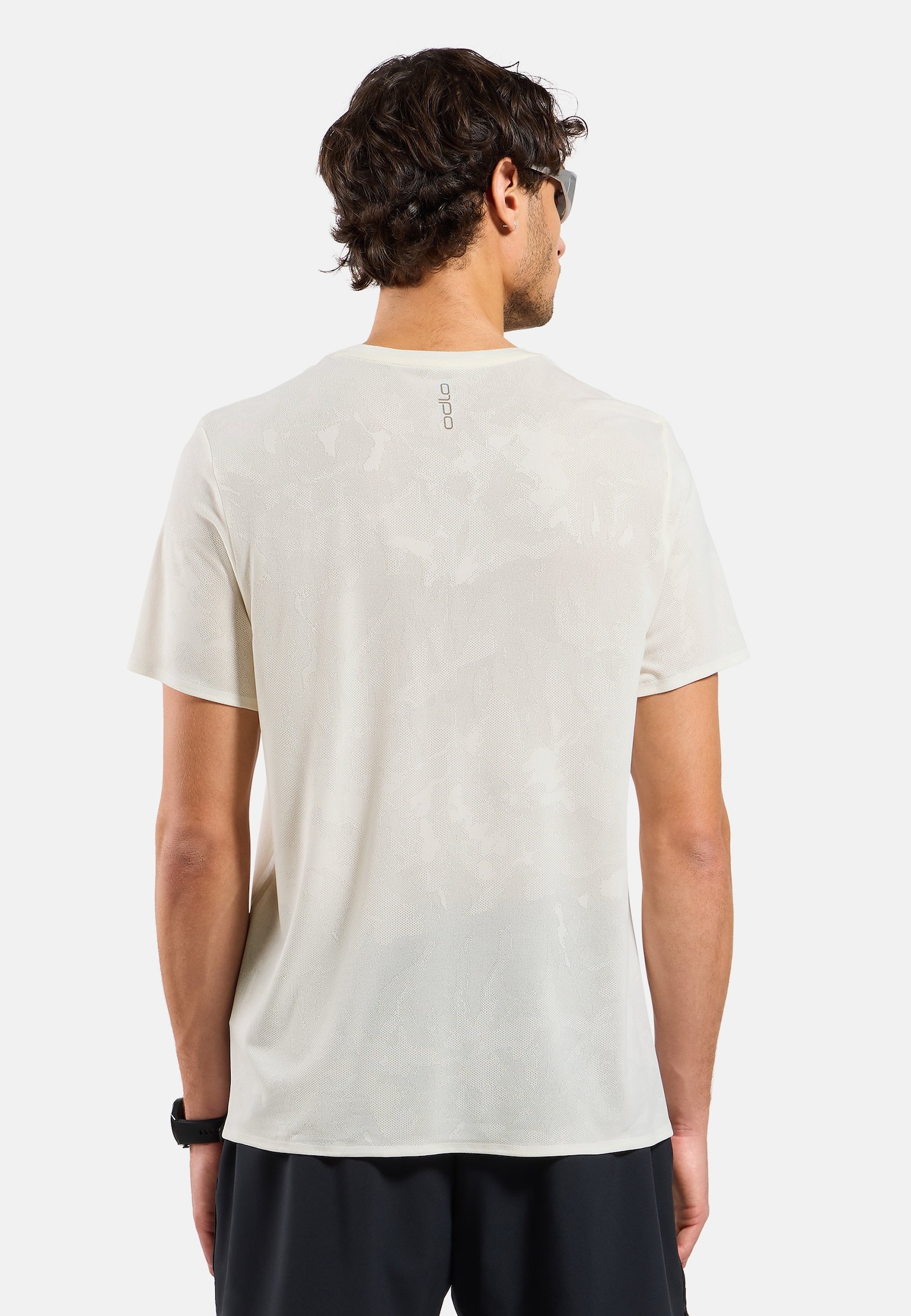 The Zeroweight Engineered Chill-Tec running t-shirt