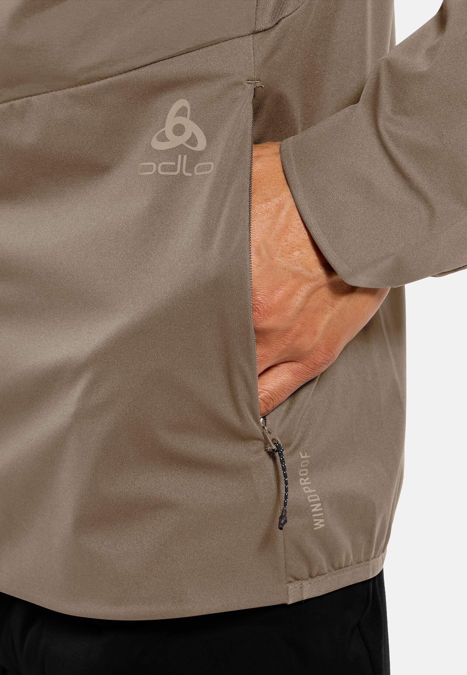 The Zeroweight Insulator running jacket