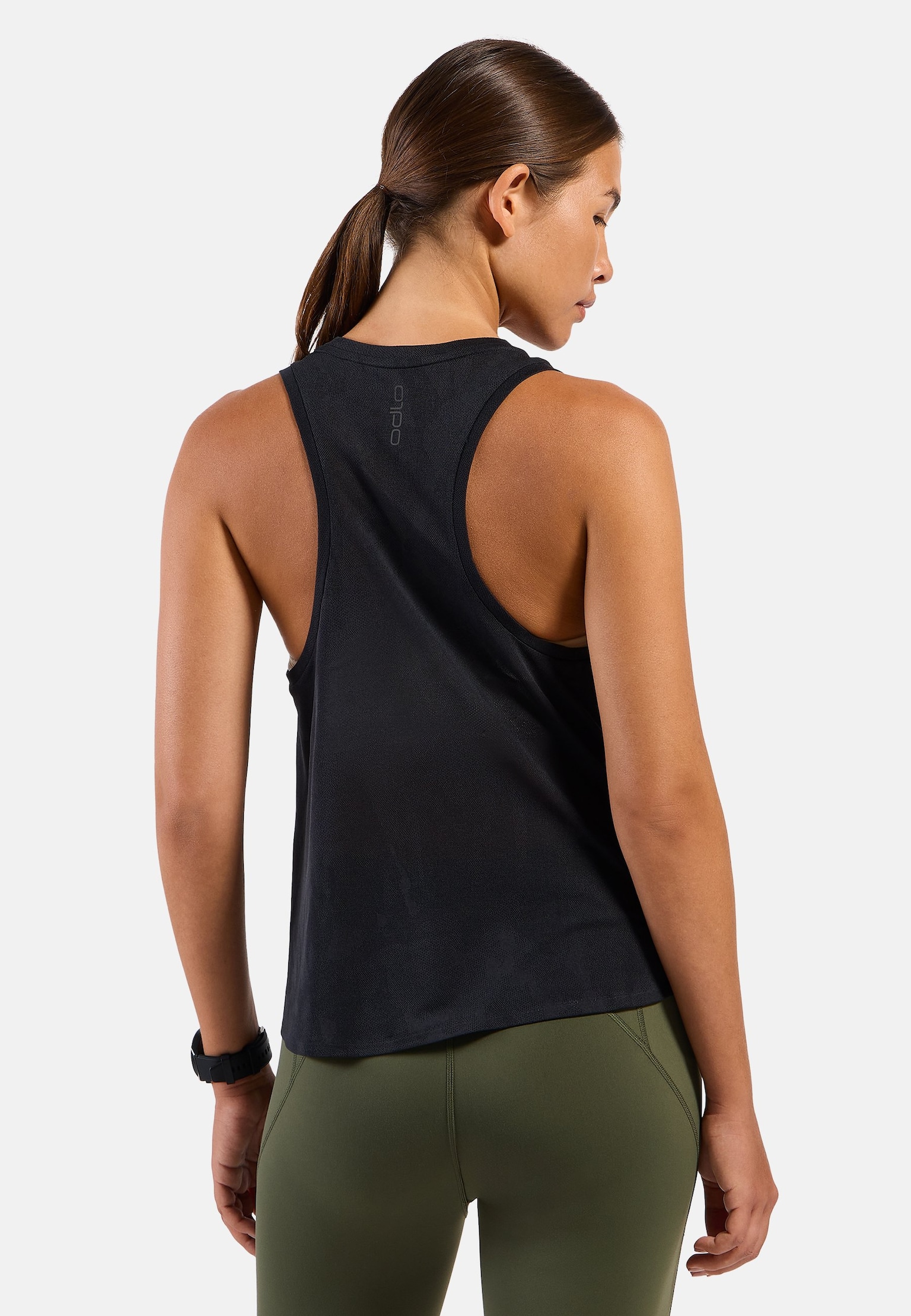 The Zeroweight Engineered Chill-Tec crew neck running tank