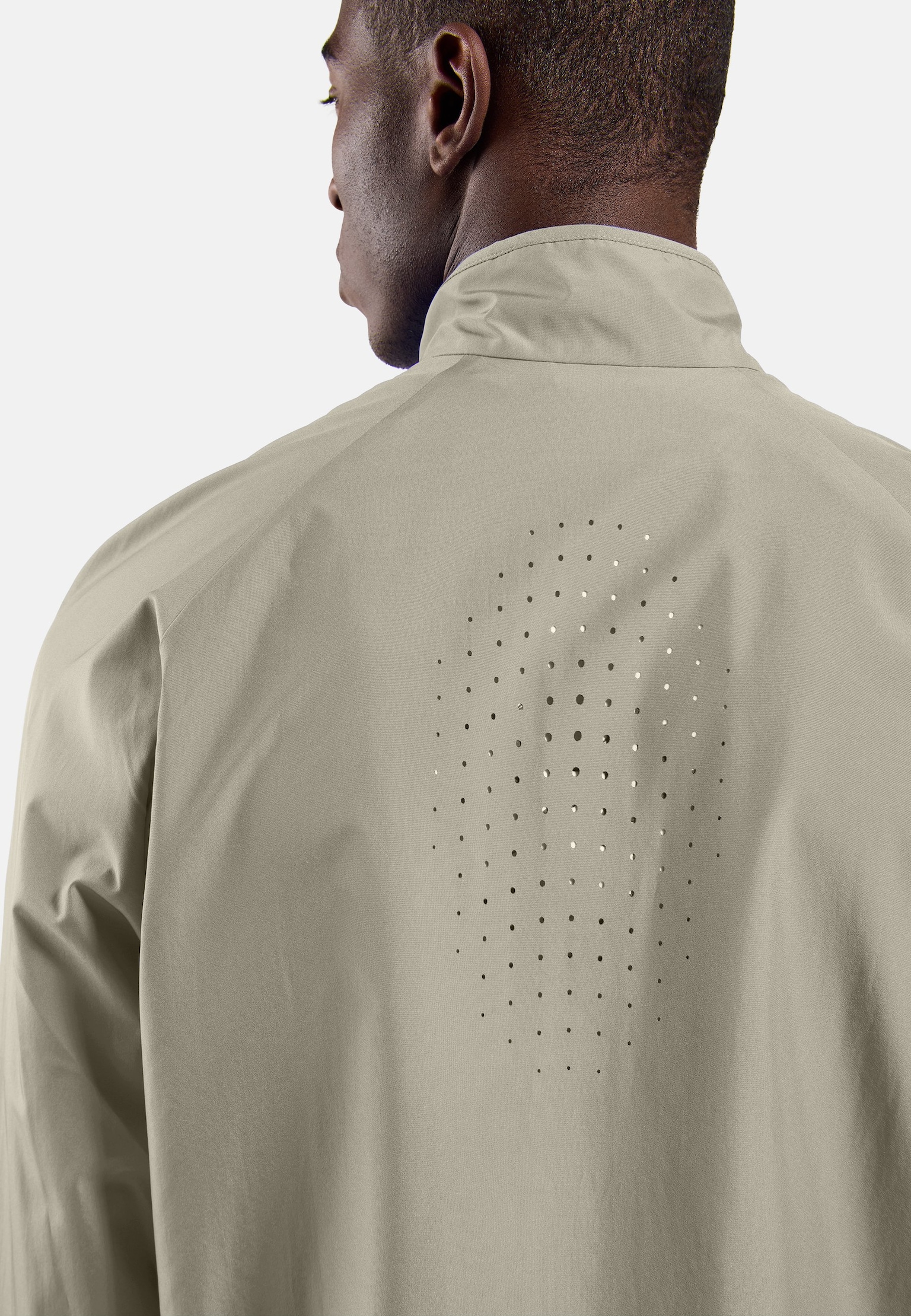 The Essentials Light running jacket