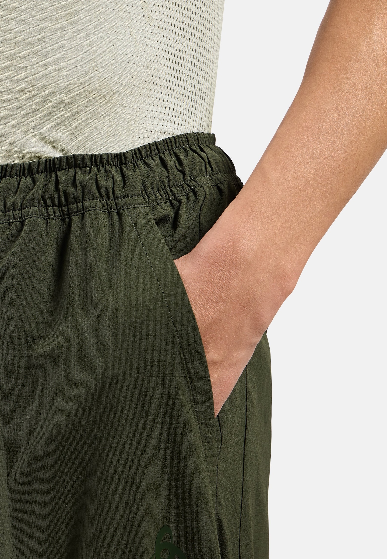 Ultraleichte Ascent 7/8-Ripstop-Hose mit schmal zulaufendem Bein