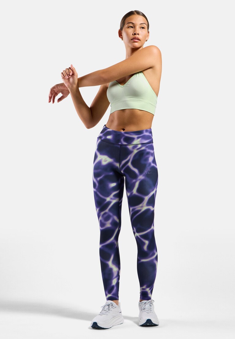 The Seamless soft-support sports bra