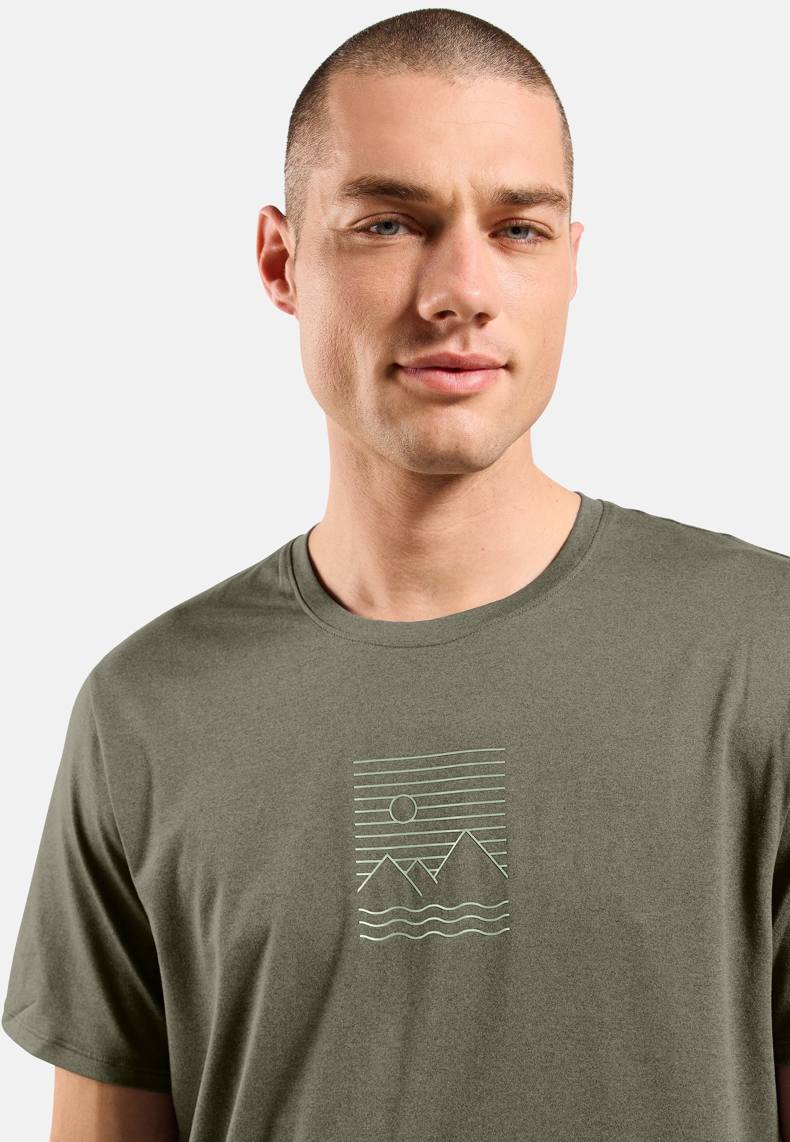 Ascent Sun. Sea. Mountains. T-Shirt