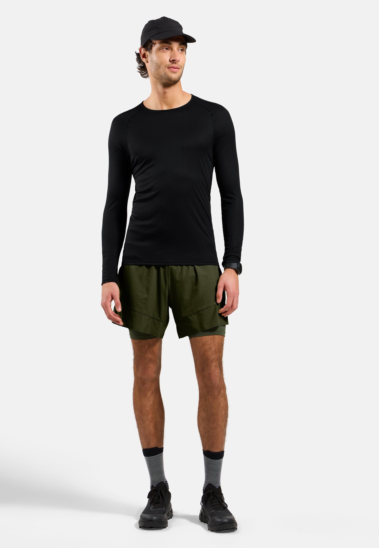 Langärmeliger Active Light Base Layer mit Rundhalsausschnitt