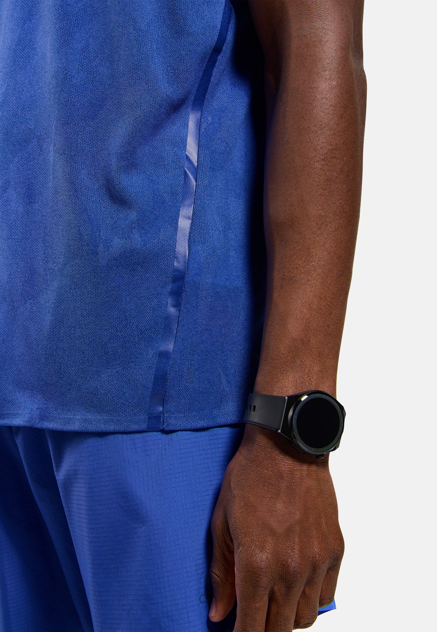 The Zeroweight Engineered Chill-Tec crew neck running tank