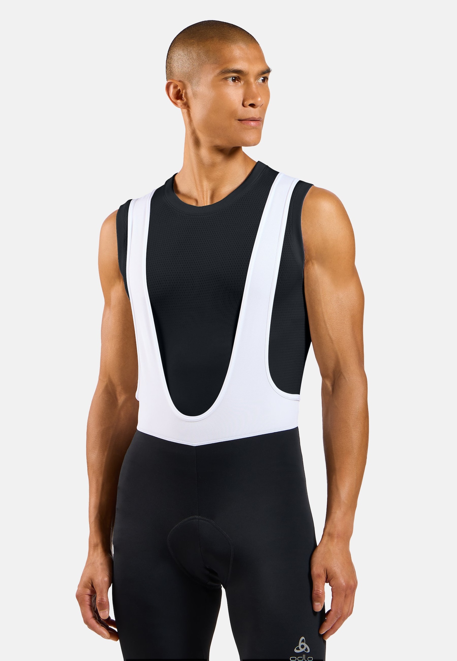 Essential Rad-Trägershorts