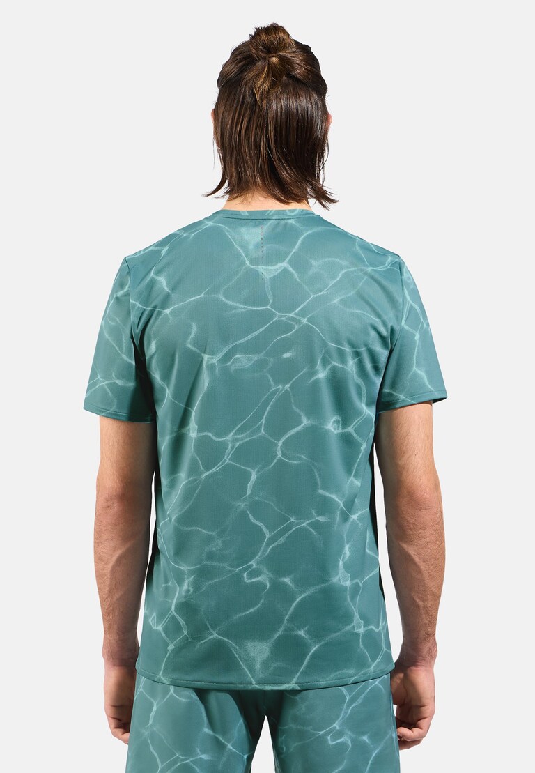 The POW Zeroweight Chill-Tec running t-shirt
