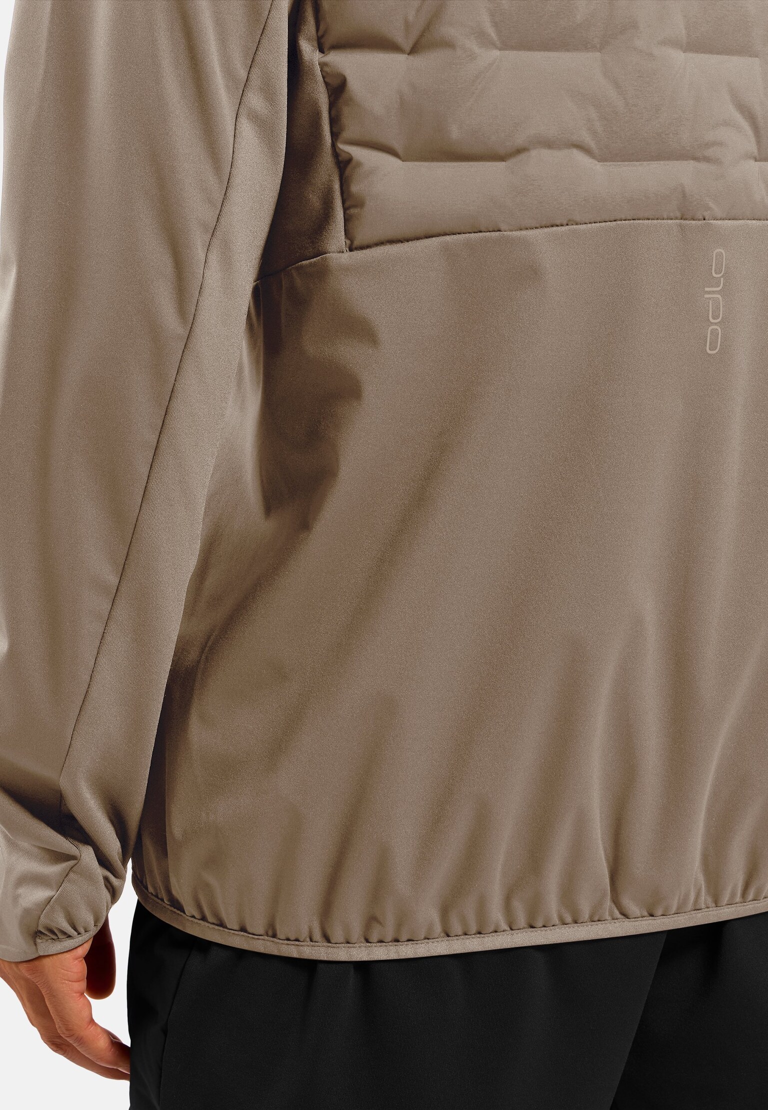 The Zeroweight Insulator running jacket