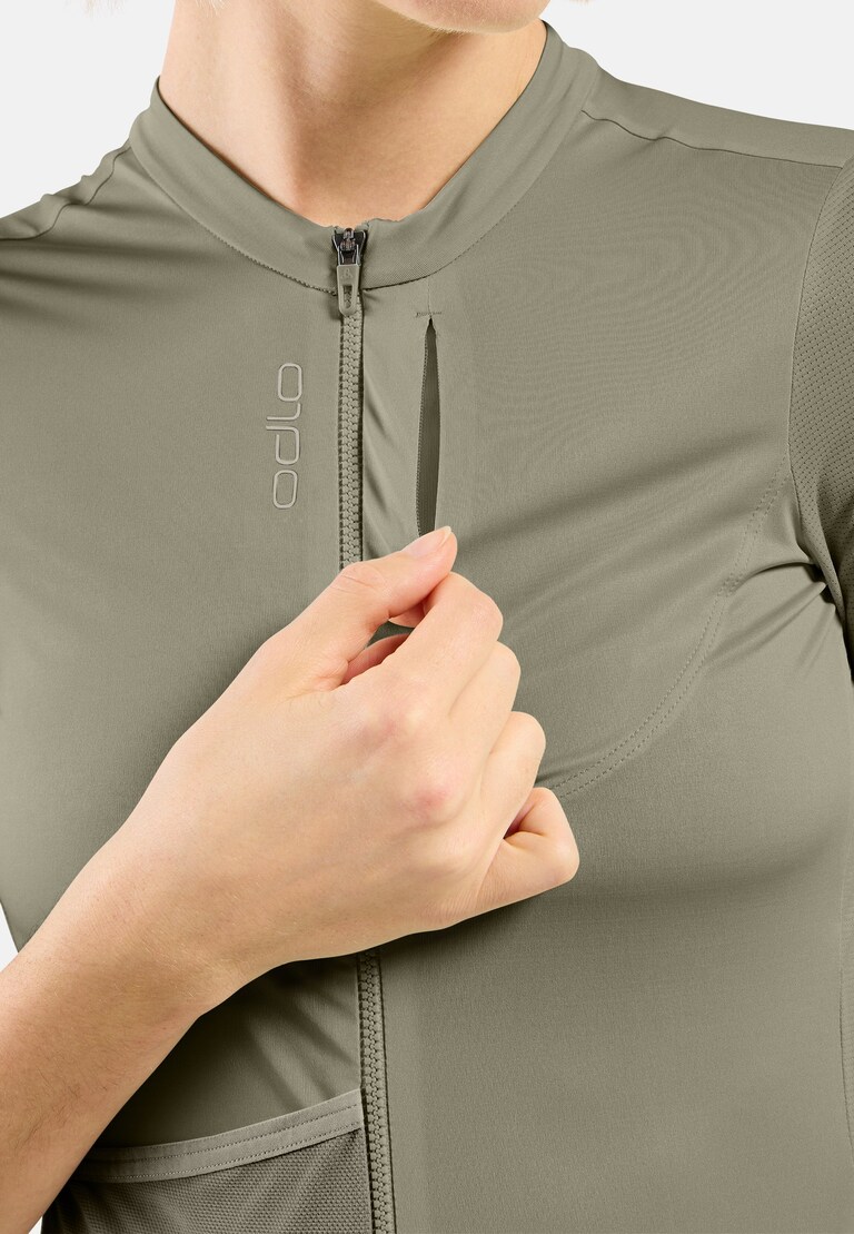 The Explorer Pro Chill-Tec full-zip jersey