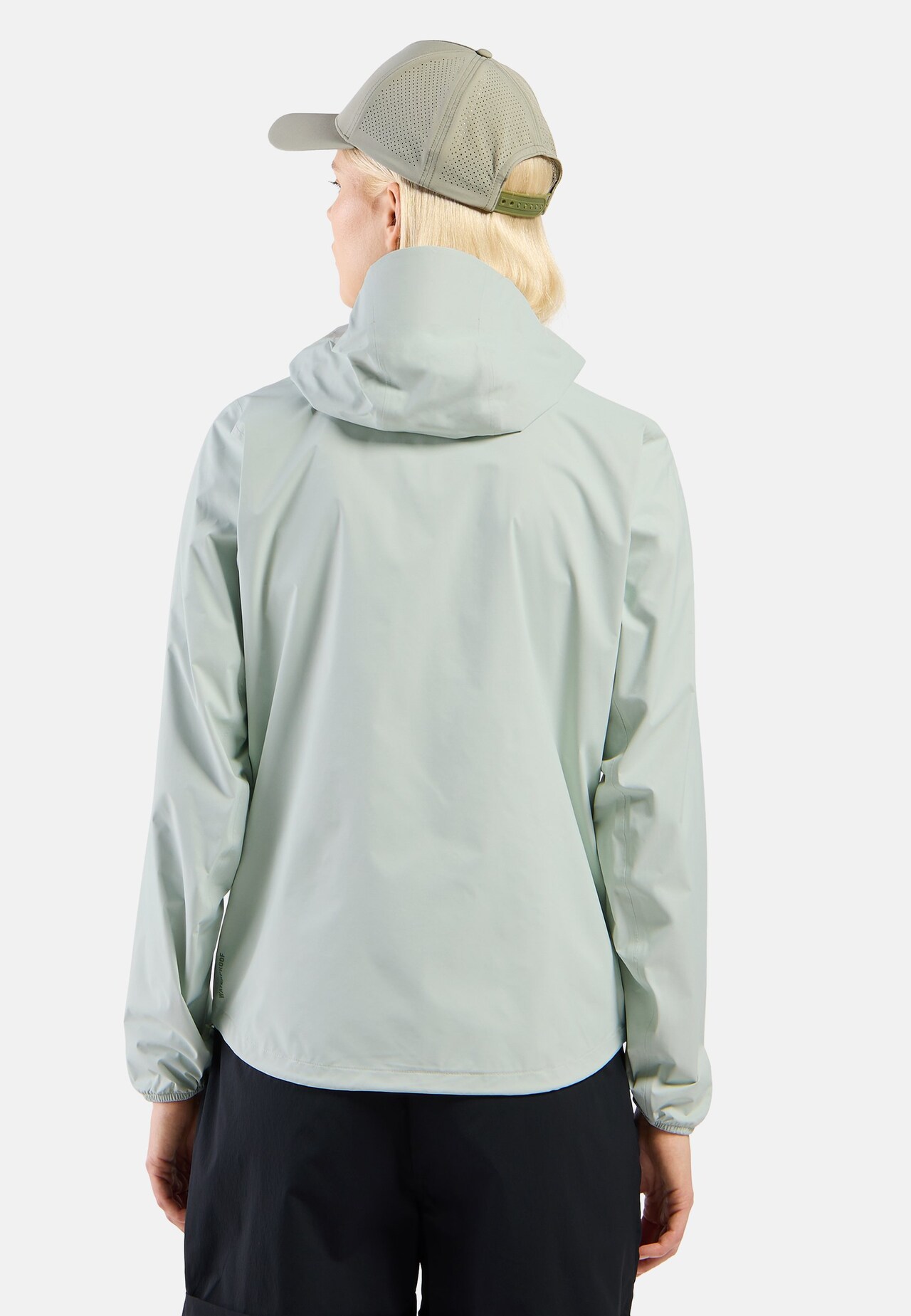 Essential 2.5L Waterproof Jacket