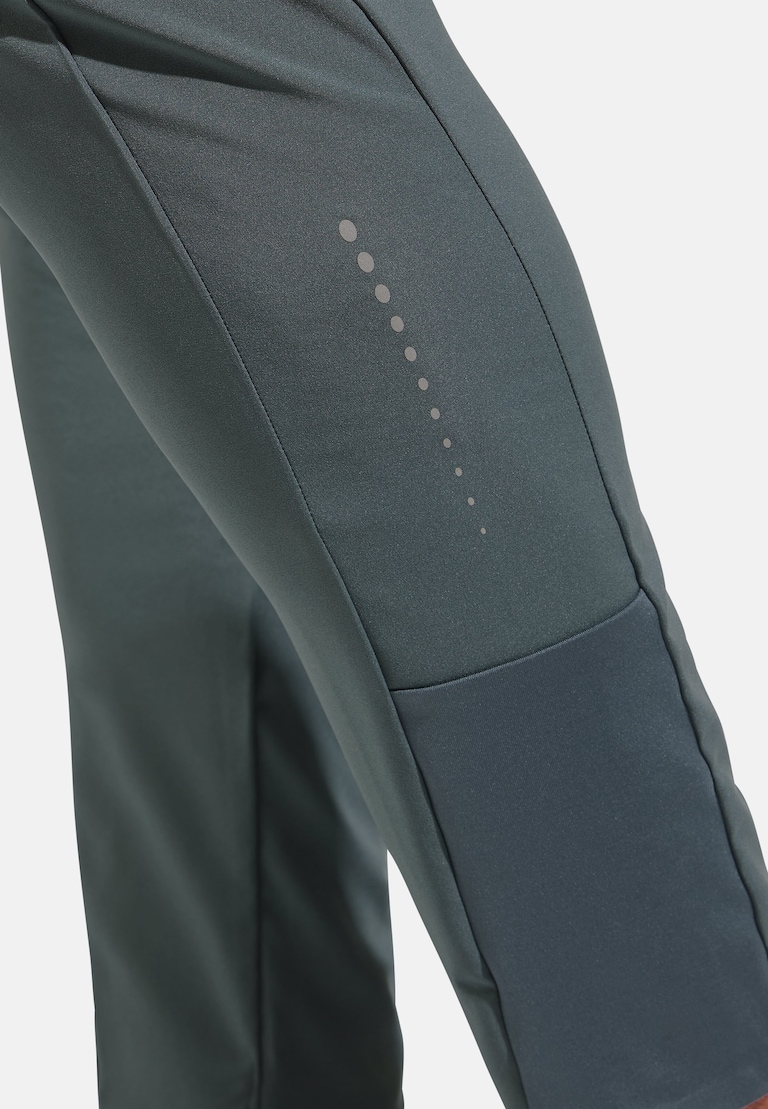 The men's Zeroweight running pants in dark slate | Odlo The men's Zeroweight running pants in dark slate | Odlo