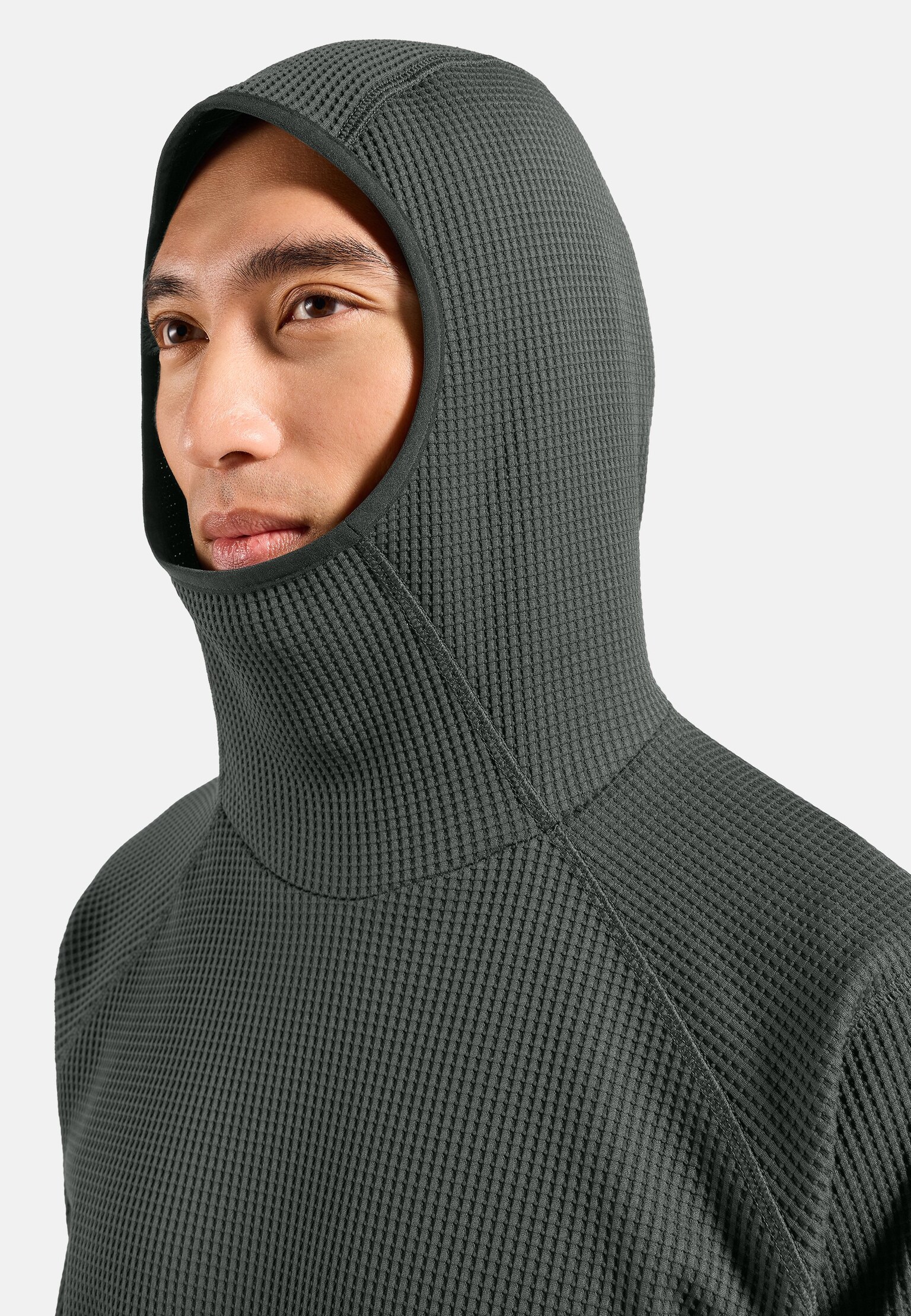 The Cubic hoody multisport mid layer