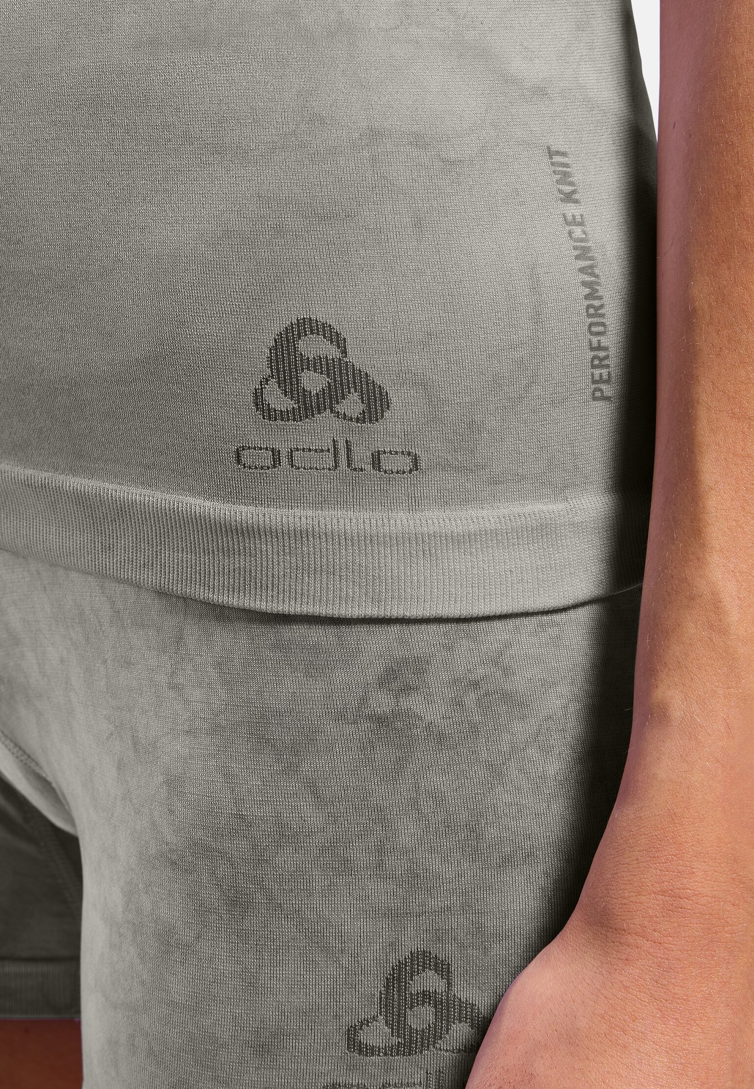Base layer a maniche corte Performance Light con motivo a pioggia