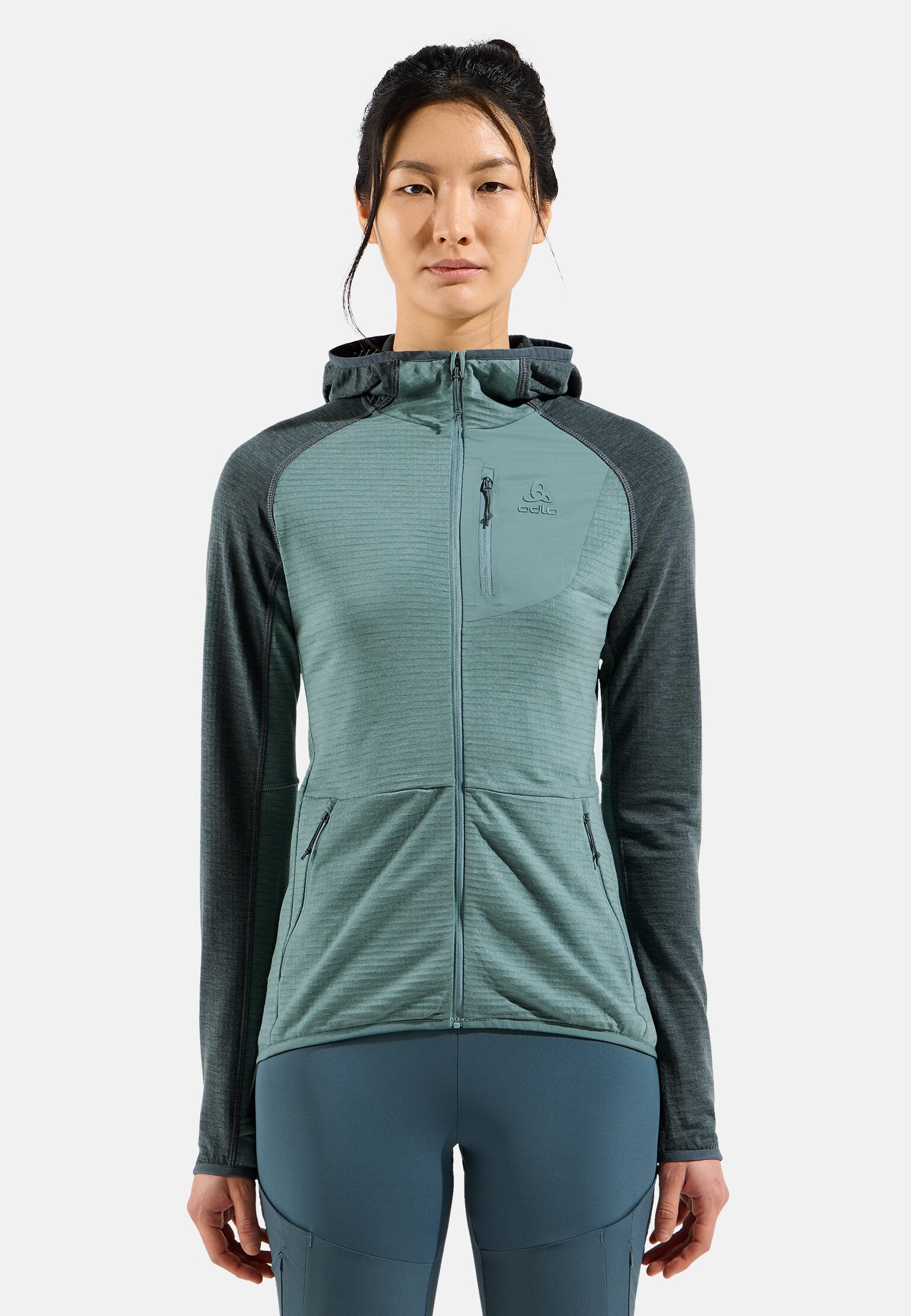 The Ascent mid layer hooded zip