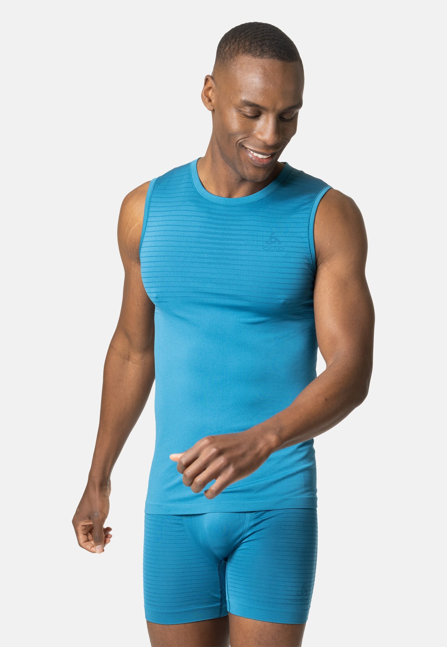 The Performance X-Light Base Layer Singlet