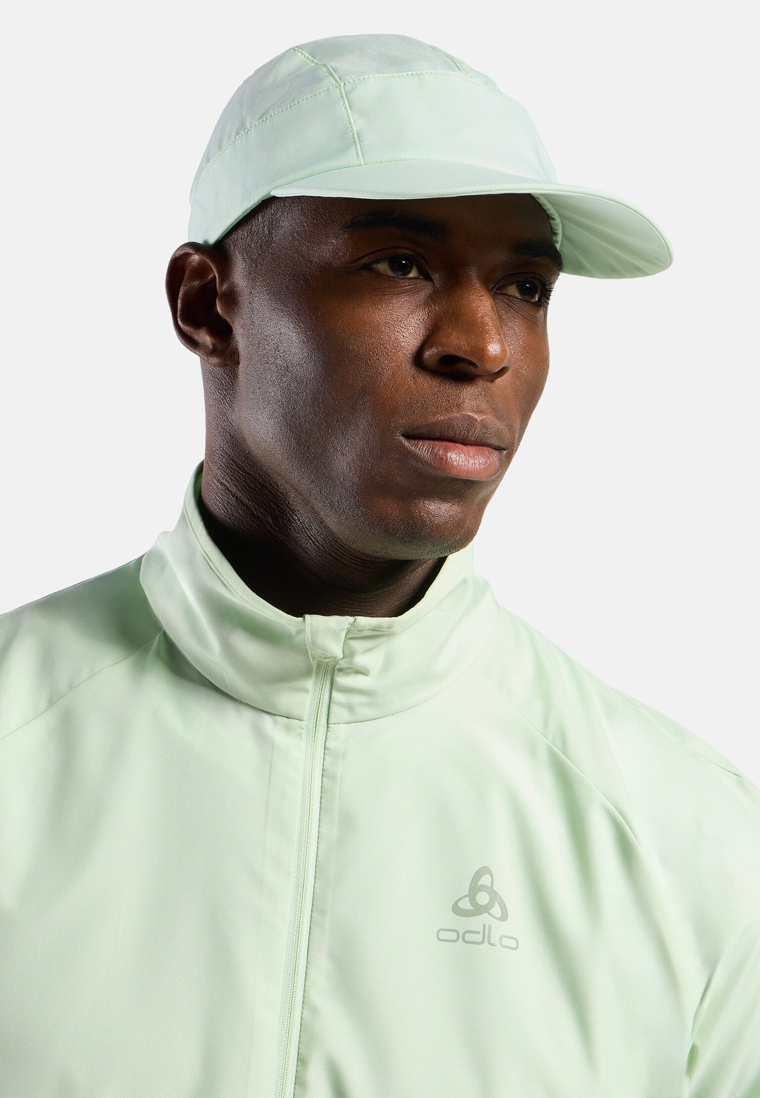 The Essentials Light running jacket