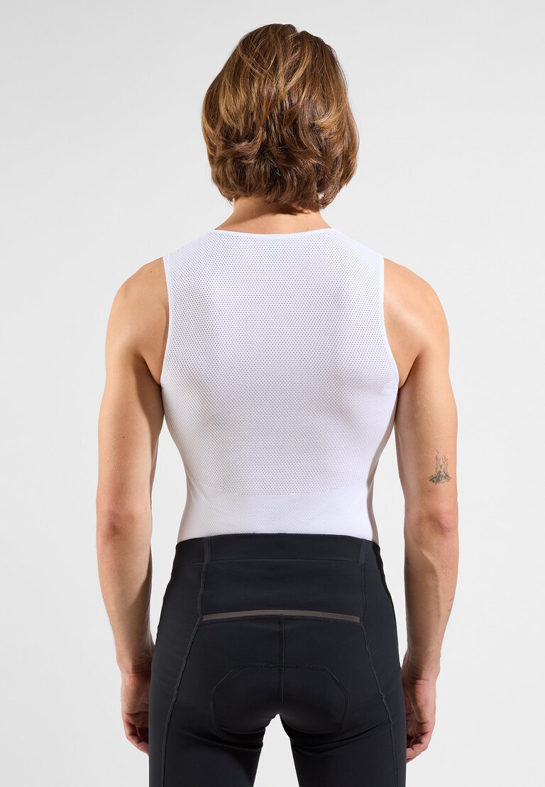 The Zeroweight seamless sleeveless cycling base layer