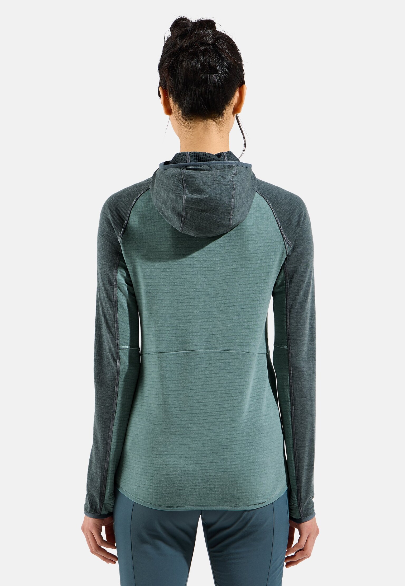 The Ascent mid layer hooded zip