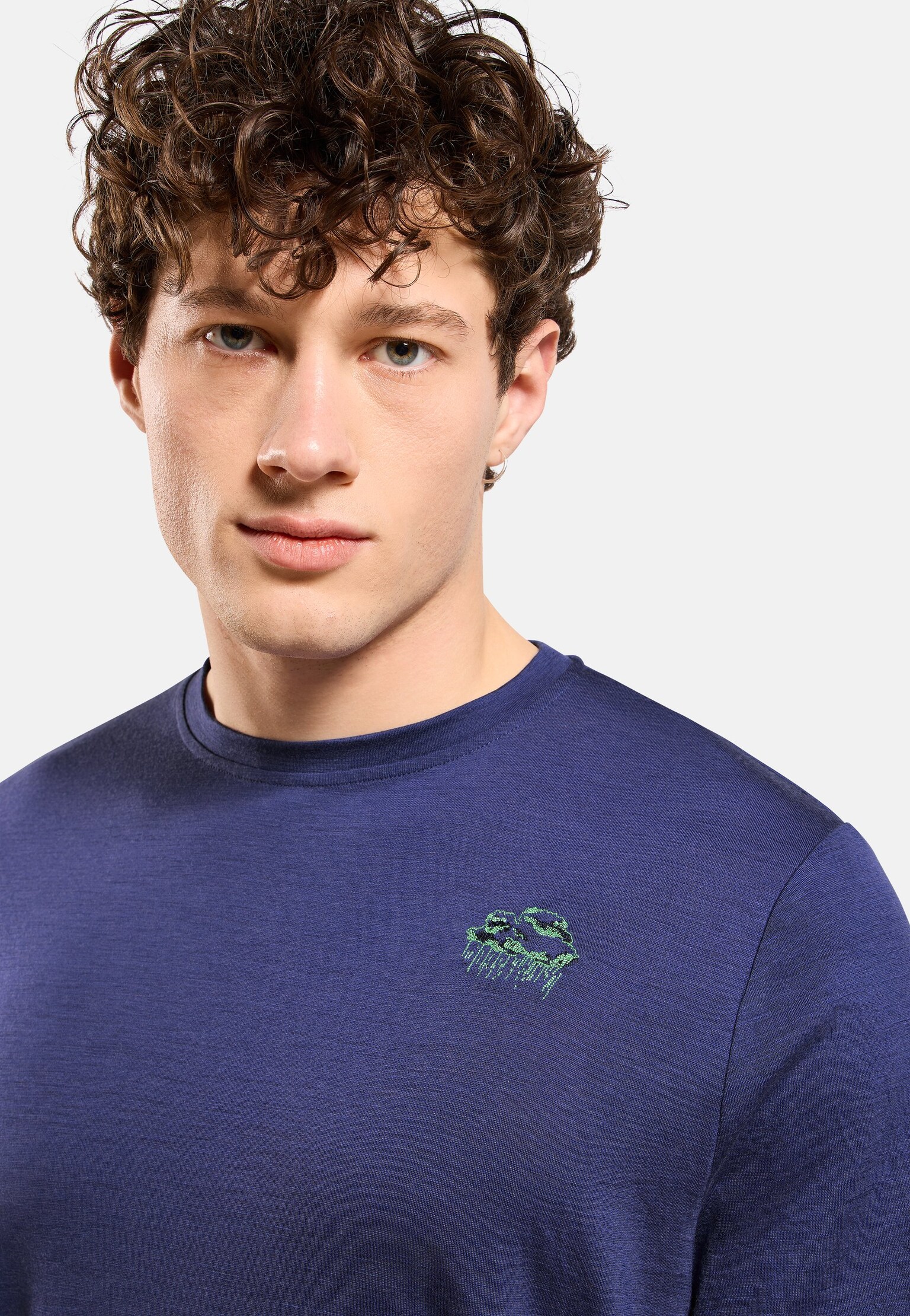 The Ascent merino 160 raincloud t-shirt