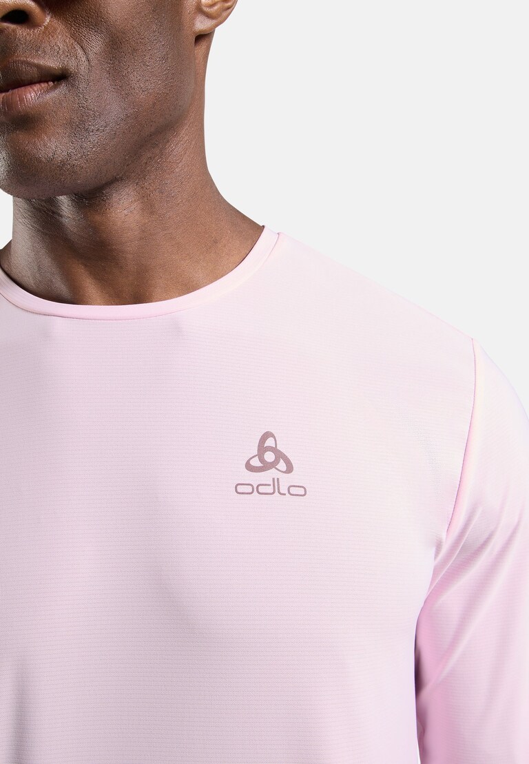 The Zeroweight Chill-Tec long-sleeve running t-shirt 2.0