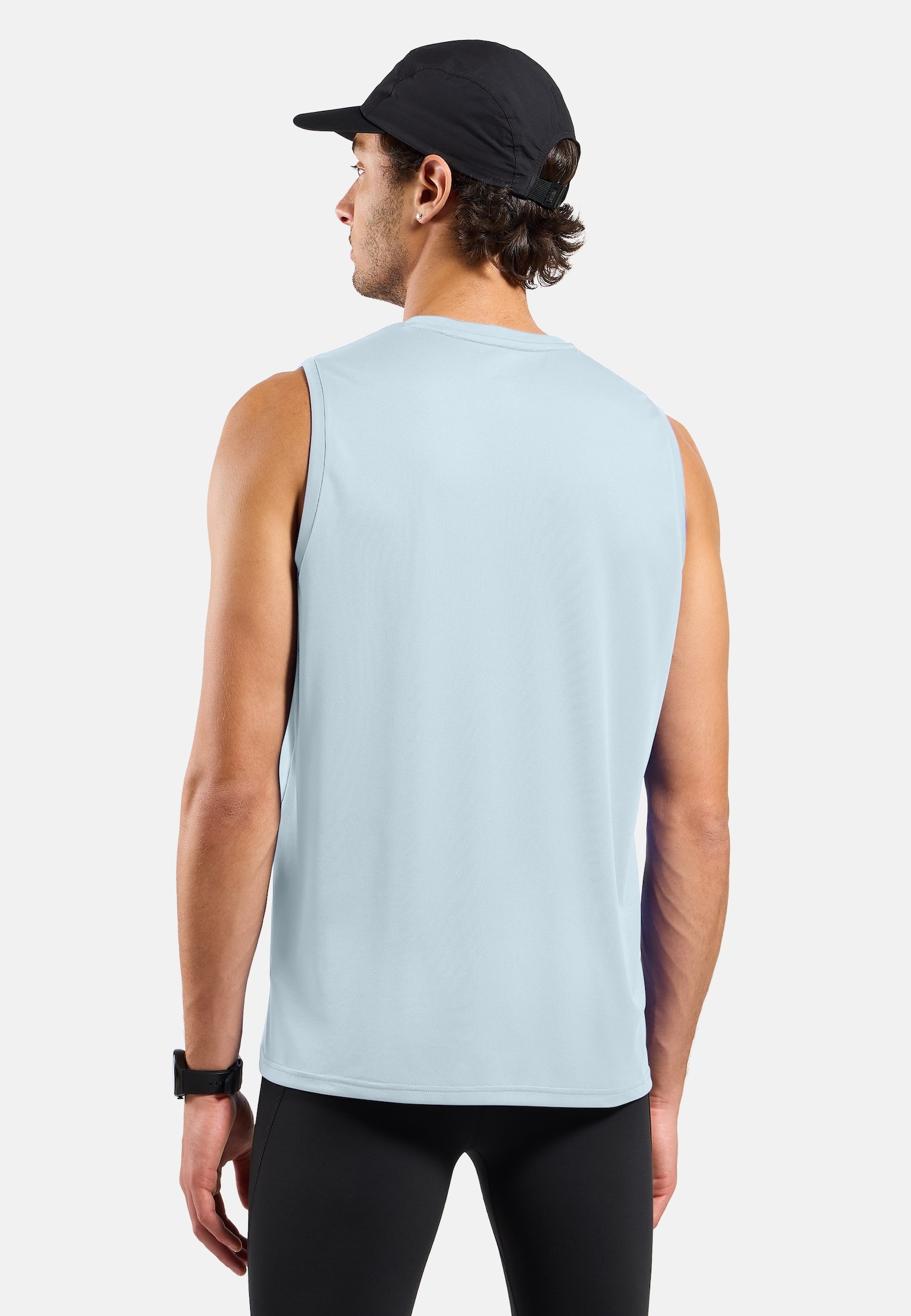 The men's Essentials base layer running singlet