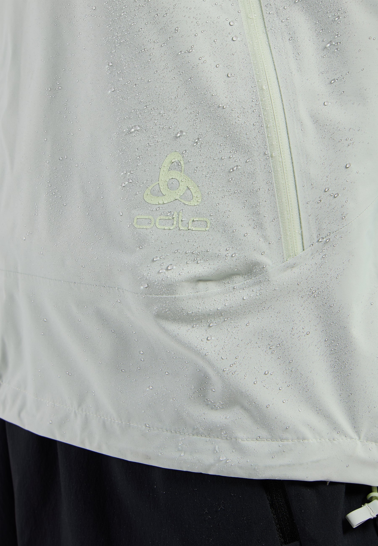 Veste imperméable Essential 2.5L