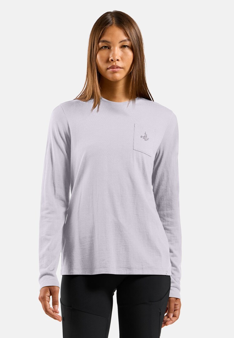 The Ascent merino 200 pocket long sleeve t-shirt in misty lilac