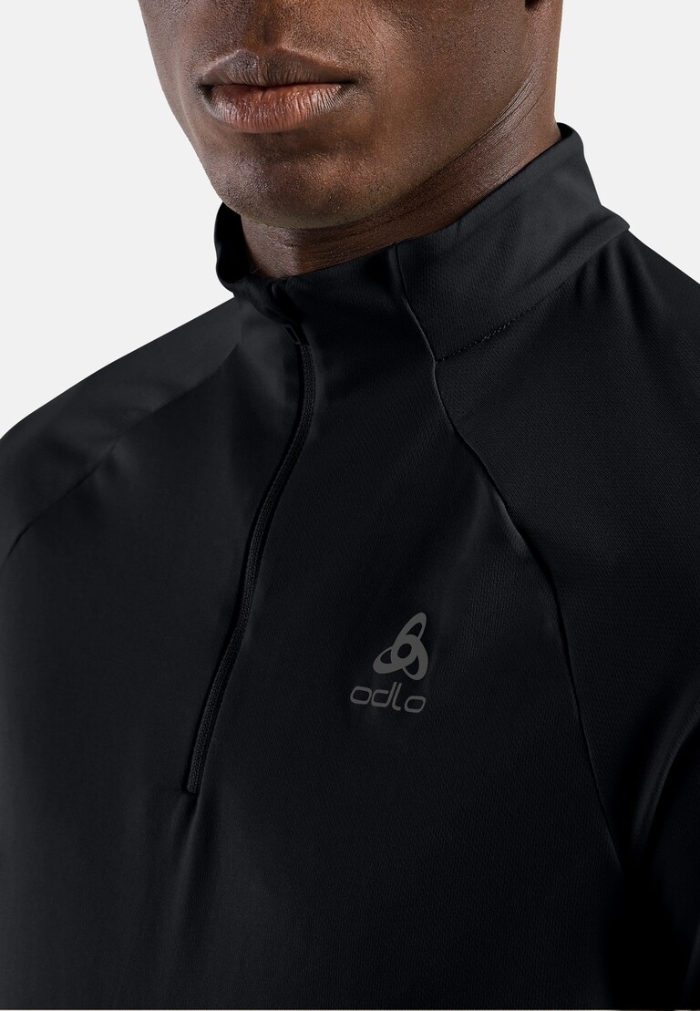 The men's Essentials half-zip running mid layer