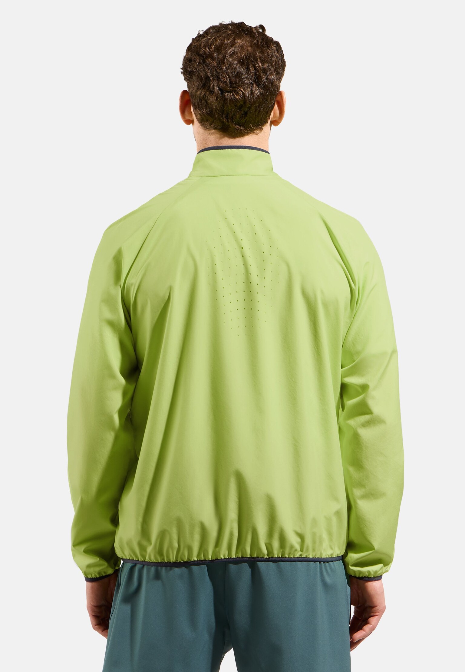 The Essentials Light running jacket