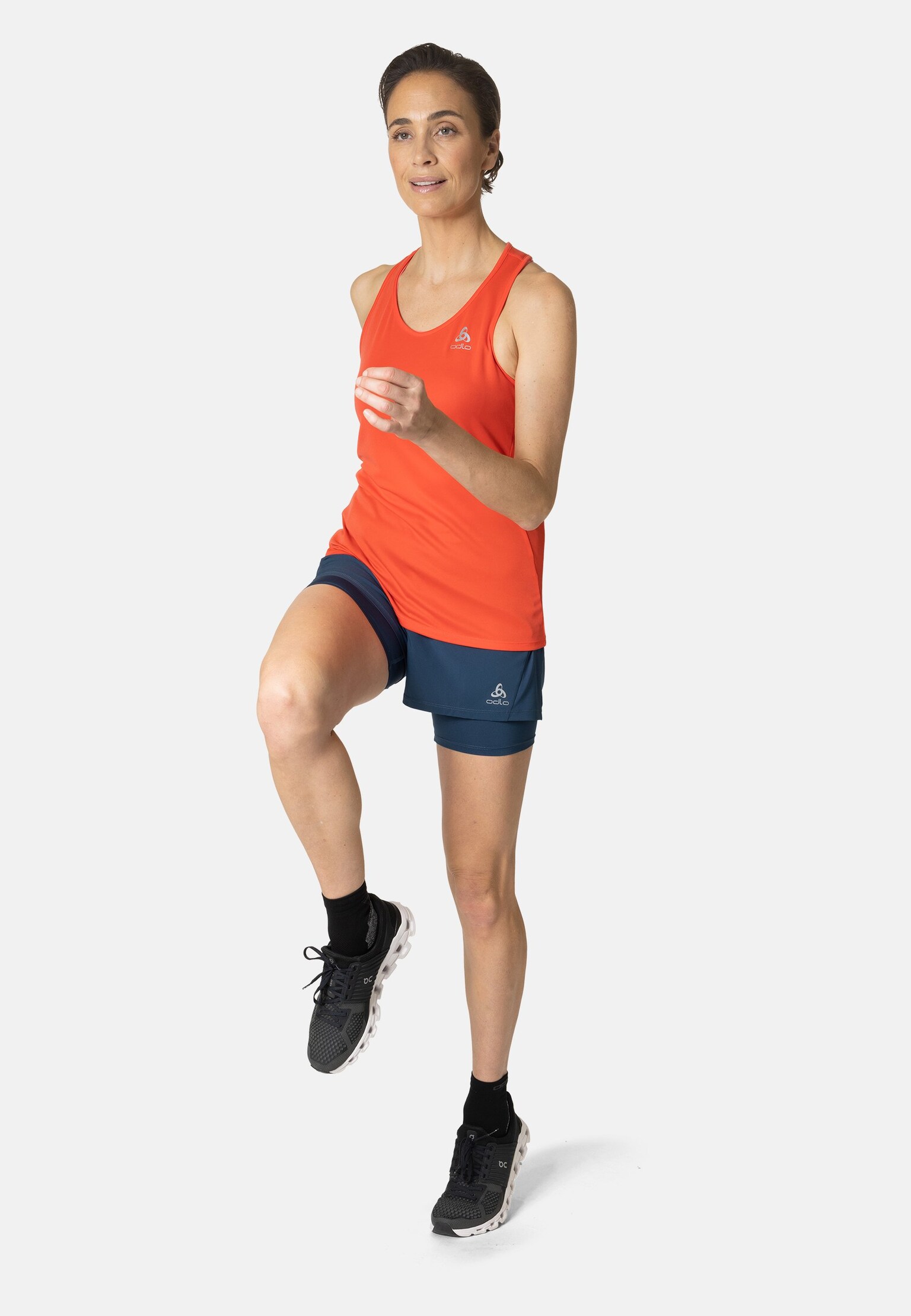 The women's Essentials base layer running singlet