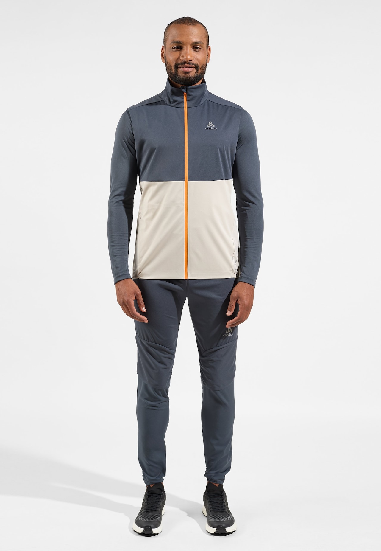 Zeroweight Warm Running Vest in silver cloud - india ink | High