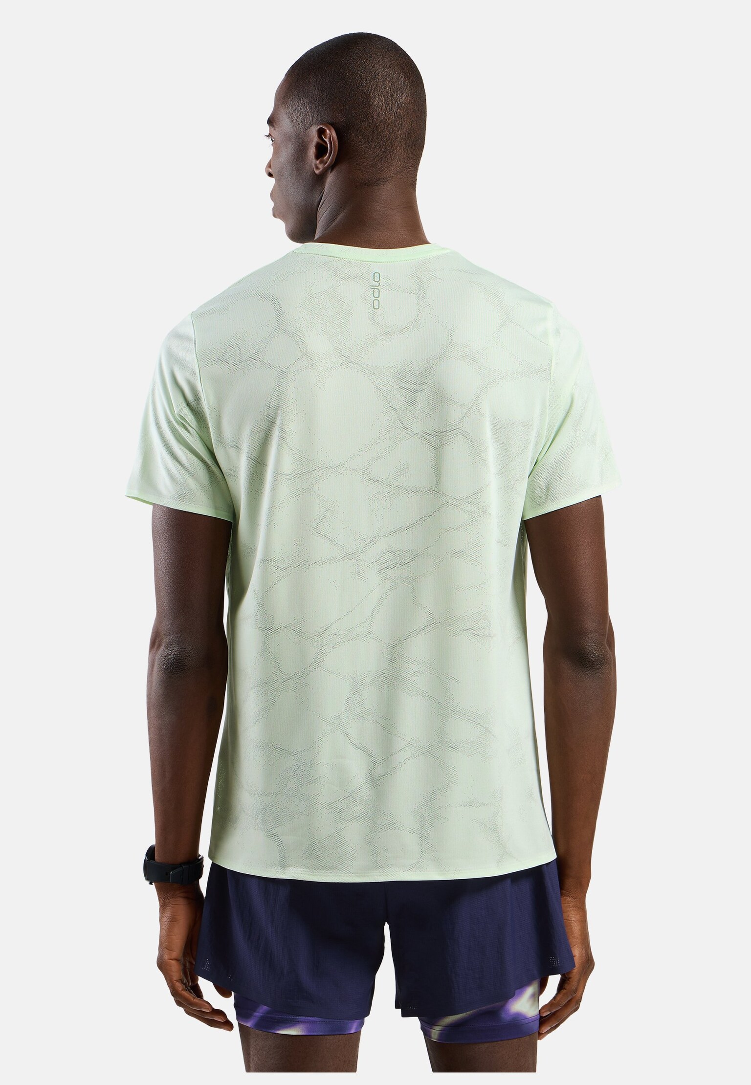 The Zeroweight engineered Chill-Tec running t-shirt