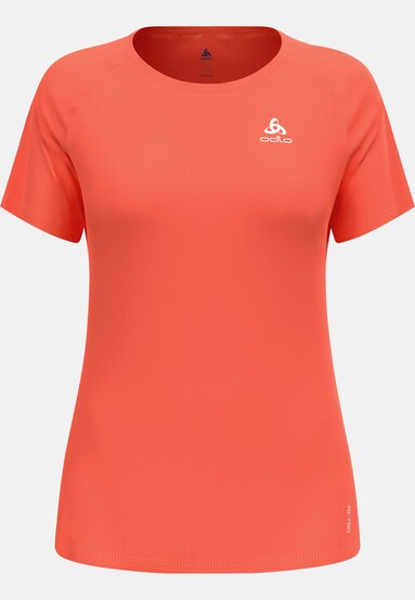 The women's Essentials Chill-Tec running t-shirt