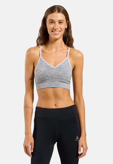 The Seamless soft-support sports bra