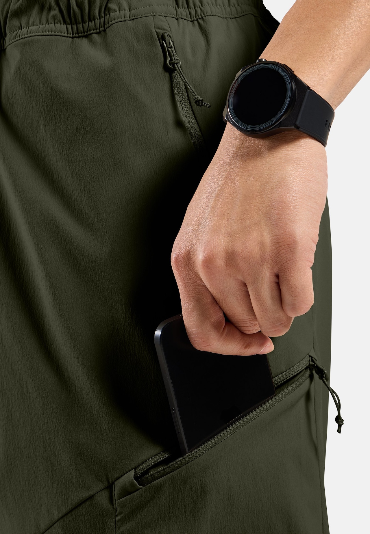 Essential Cargo Pants