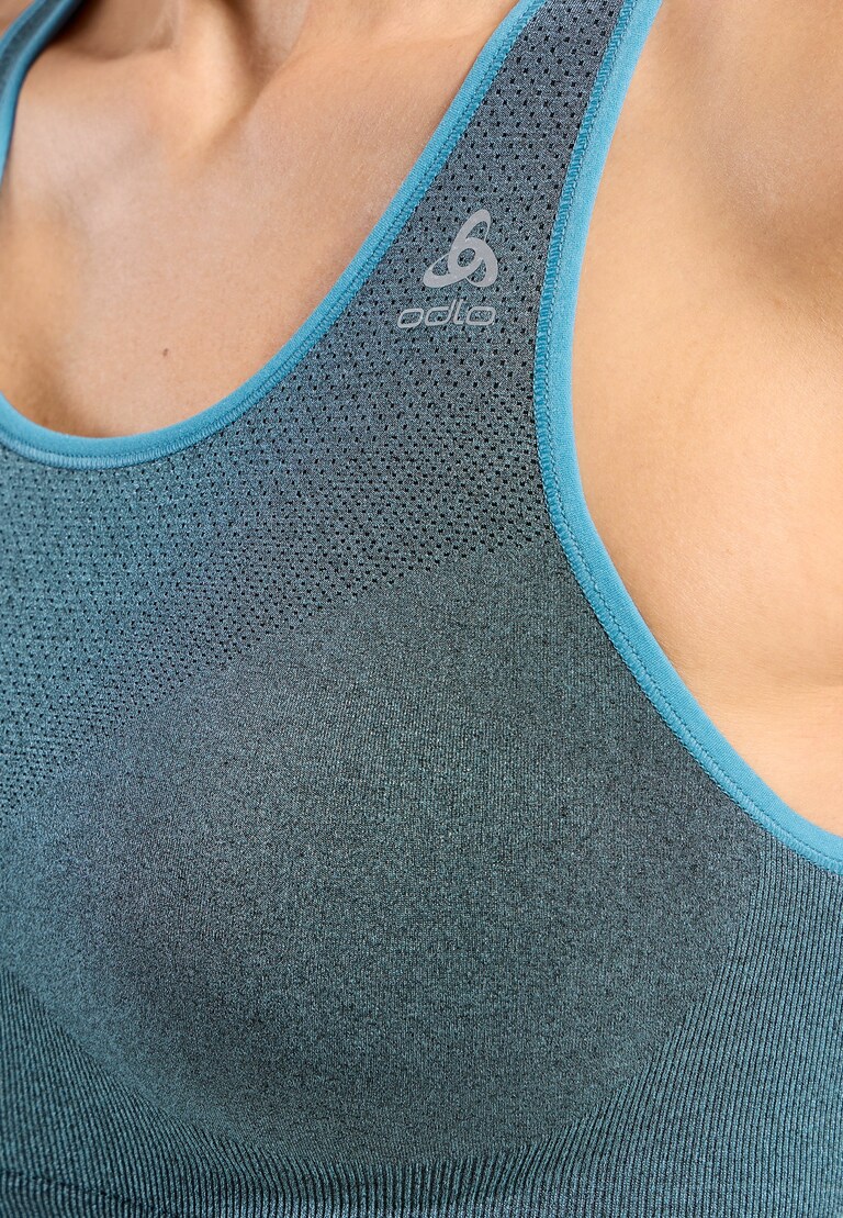 The Ceramicool Seamless Medium Sports Bra