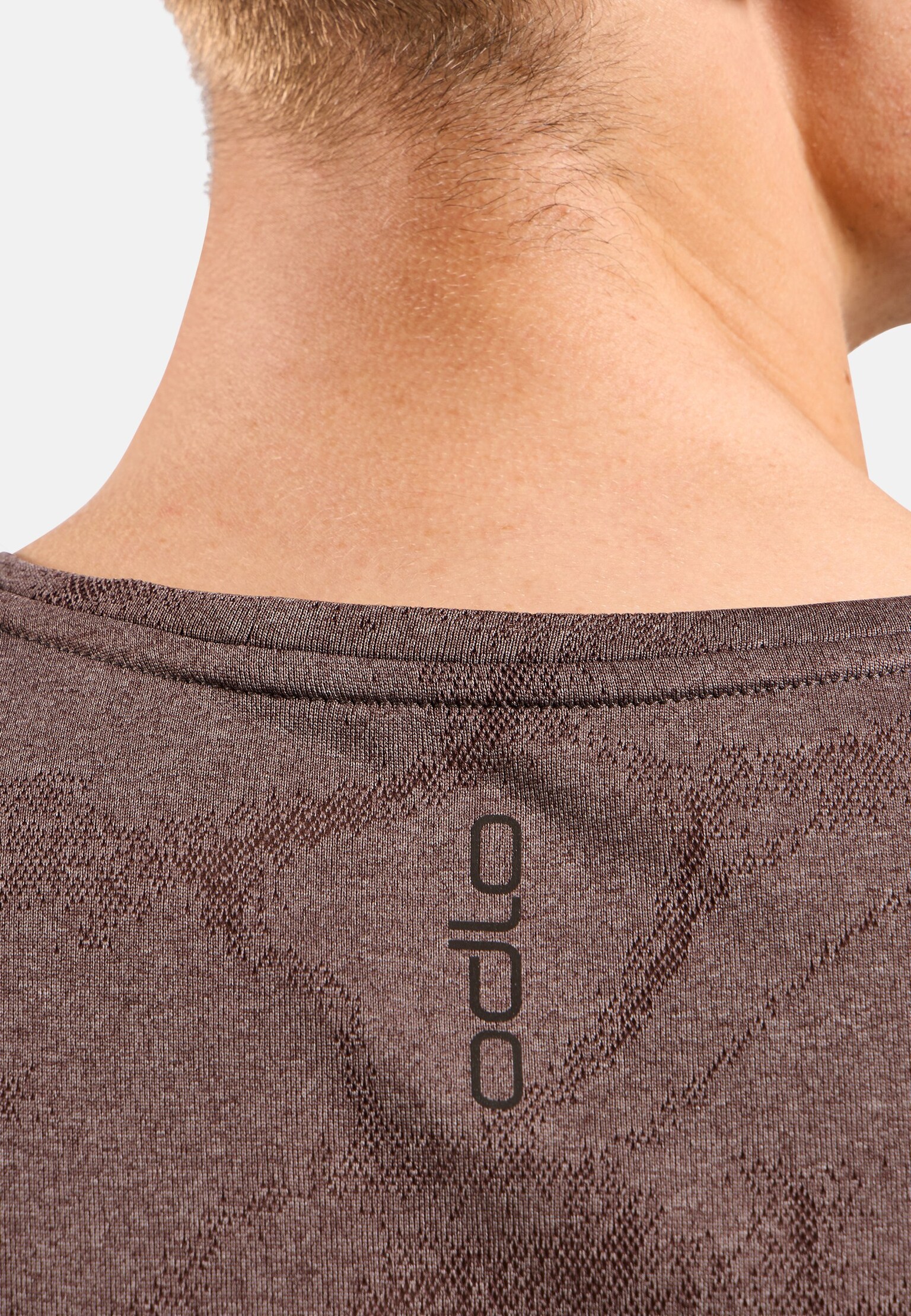 The Zeroweight engineered Chill-Tec running t-shirt