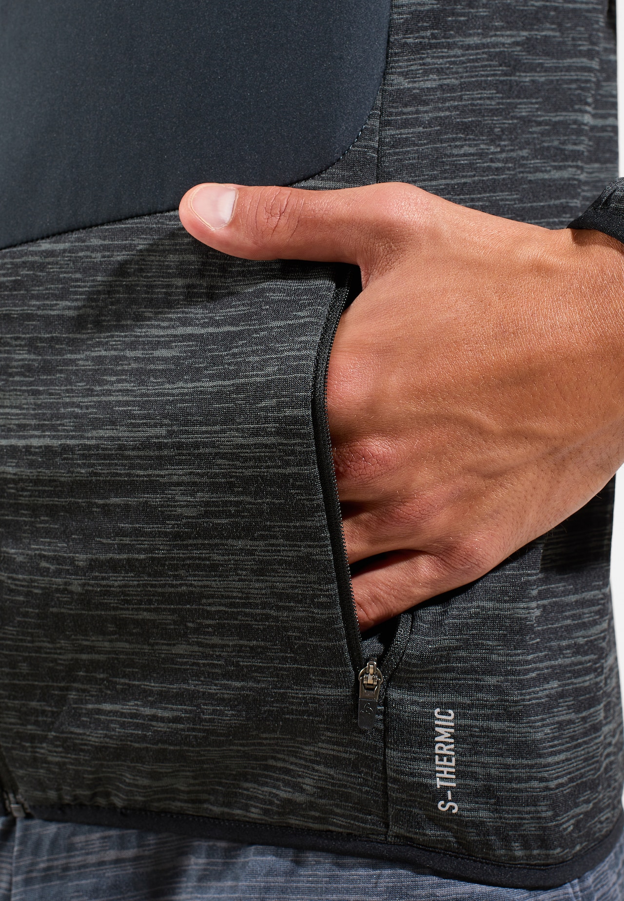 Essential Insulator Hybrid Running Jacket