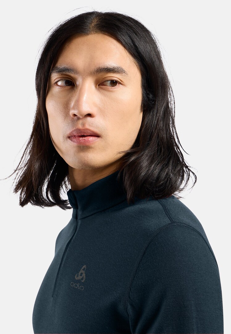 Merino 200 Base Layer Half-Zip in dark sapphire | Odlo